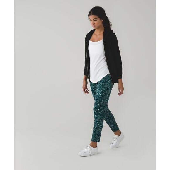 LULULEMON Jet Crop Slim Luxtreme Size 2 Mountain Peaks Black Forage Teal - Picture 3 of 9